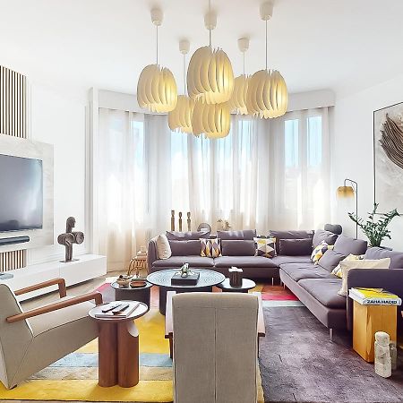 Signature Champs Elysees Paris Luaran gambar